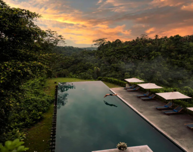 Pool med udsigt på Alila Ubud, Bali