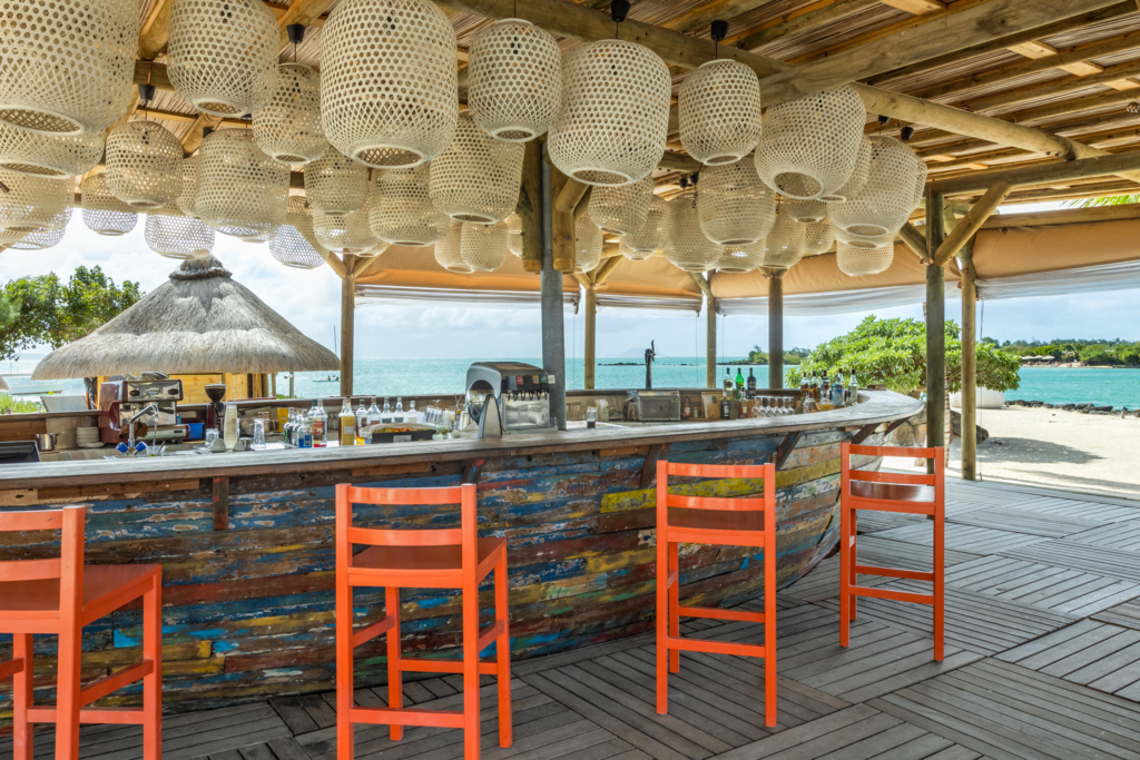 Pirogue Bar på Zilwa Attitude, Mauritius