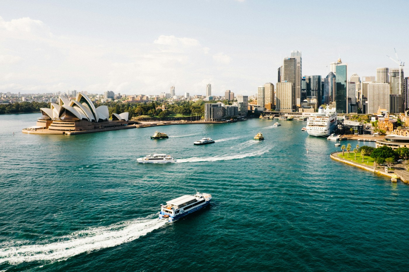 Operahuset og krydstogtskaj i Sydney, Australien